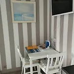 住宿加早餐酒店 努韦勒克里波瓦斯住宿加早餐旅馆 4*