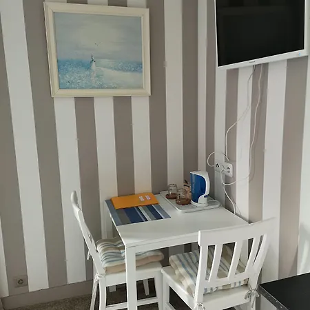 住宿加早餐酒店 努韦勒克里波瓦斯住宿加早餐旅馆 4*